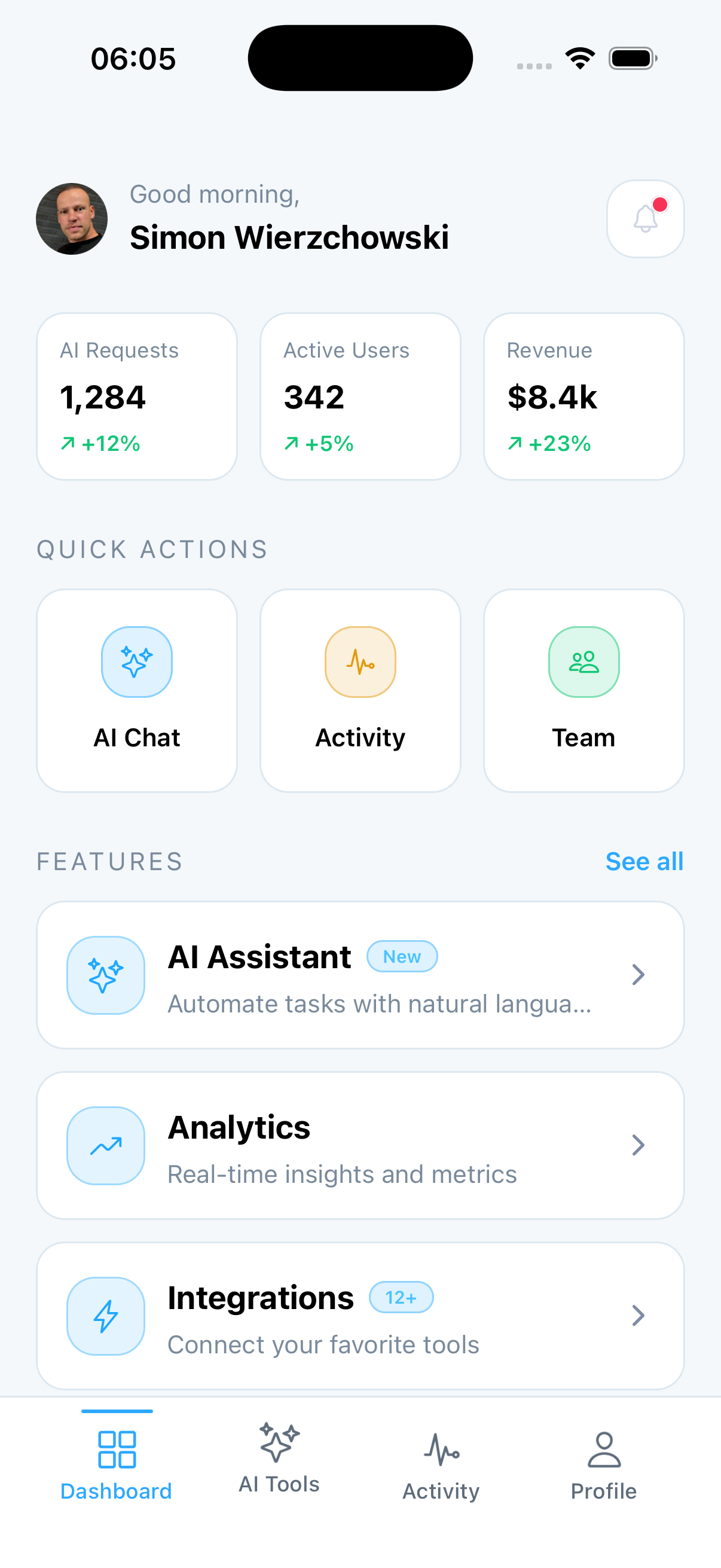 AMiSi mobile app overview using the light theme
